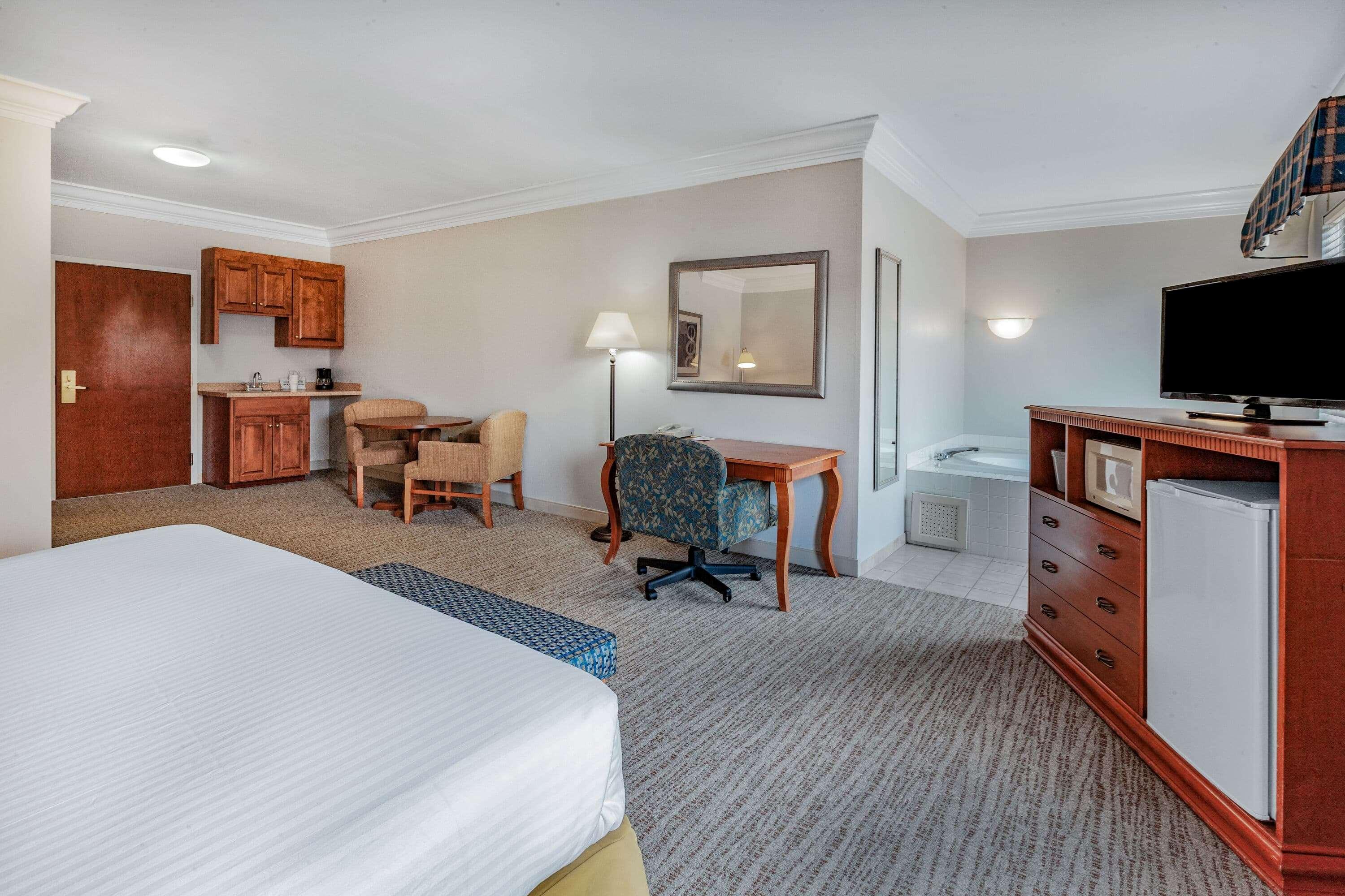 Days Inn By Wyndham Alta Vista Altavista Exterior photo